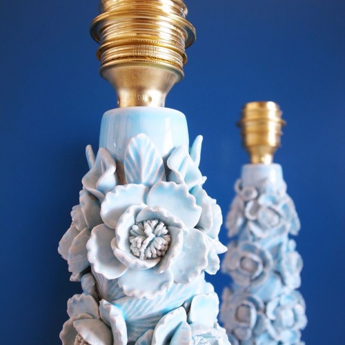 Pareja de lámpara de cerámica de Manises en color azul, vintage años 50-60.