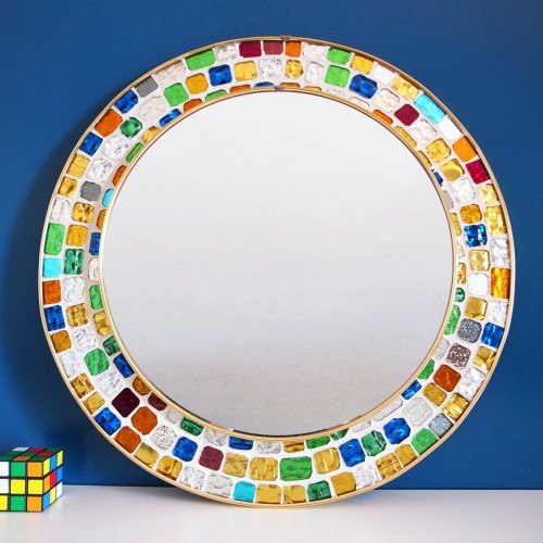 Espejo con marco de mosaico. Teselas de cristal espejado con diferentes colores y texturas. Vintage 60s.