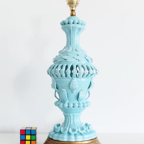 Lámpara de cerámica de Manises en color azul, C. Hispania, Vintage años 50-60s.