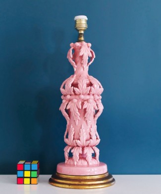 Lámpara de cerámica rosa de Manises (Valencia). Vintage años 50s-60s.