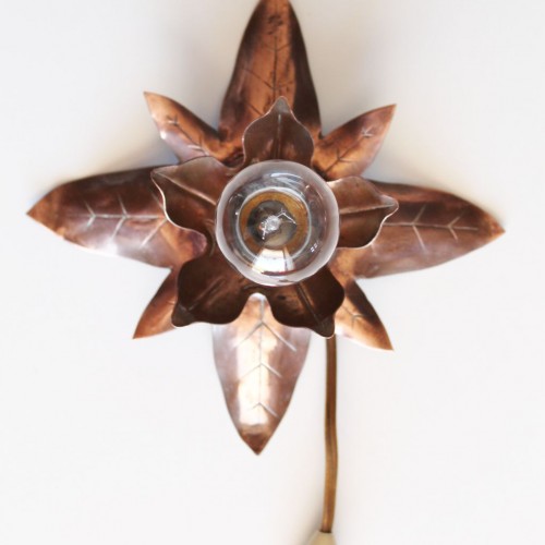 Lámpara flor de bronce, Francia, vintage años 50s-60s.
