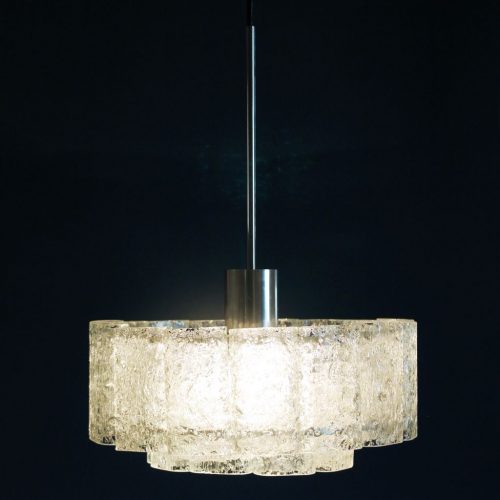 DORIA LEUCHTEN Lámpara chandelier de techo, vintage años 60s. PAREJA disponible.