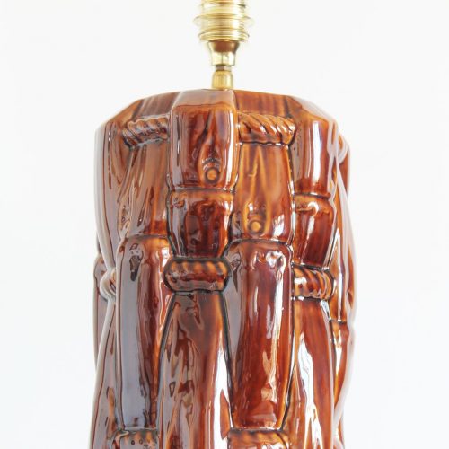 Gran lámpara de cerámica de Manises, vintage 50s-60s. Cerámica color ámbar, de diseño tropical, bambú.