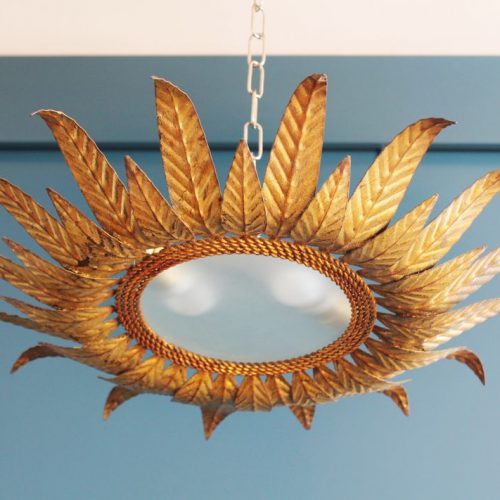 Lámpara sol o aplique de pared en forja dorada, convertible en espejo retroiluminado. Vintage años 60s.