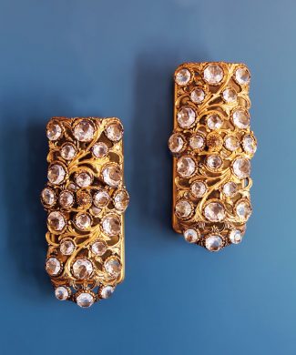 Pareja de apliques-joya de bronce y cristal con diseño floral, vintage años 60s-70s.