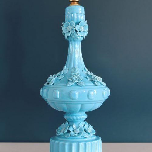 Lámpara de cerámica de Manises, en color azul. Vintage años 50s- 60s.