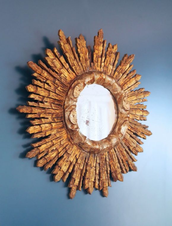 Espejo sol de madera tallada y dorada al pan de oro, vintage años 60.