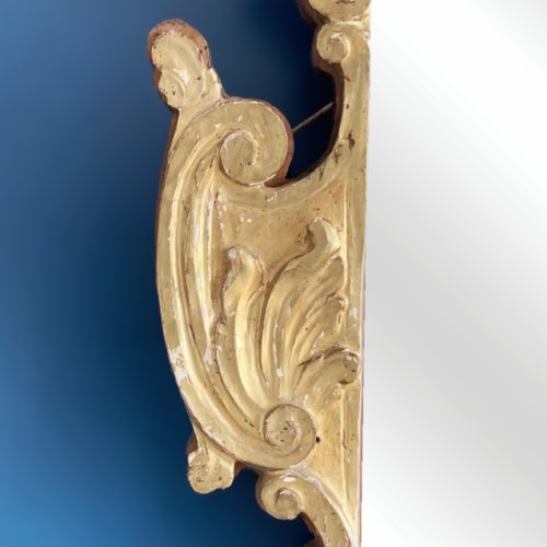 Espejo barroco de madera tallada y dorada al pan de oro. Vintage 1ª mitad siglo XX.