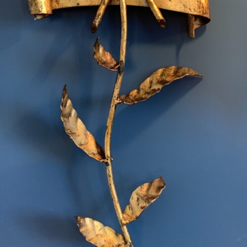Pareja de grandes apliques de forja dorada al pan de oro - ramas y hojas - vintage años 50s-60s.
