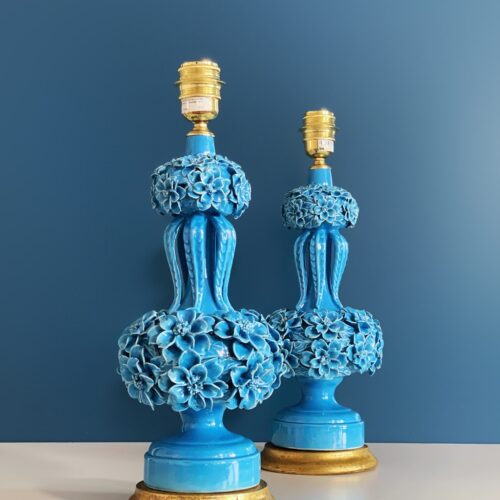 Preciosa pareja de lámparas de cerámica azul de Manises (Valencia). Vintage años 50s-60s.