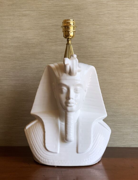MÁSCARA DE TUTANKAMÓN - Singular lámpara de cerámica de Manises, en estilo egipcio. Vintage 50s-60s.