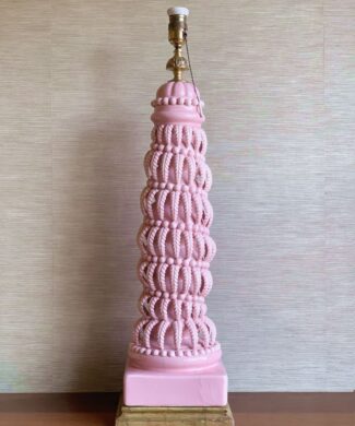 XXL Espectacular lámpara de cerámica de Manises en color rosa. C. Bondía. Vintage años 50s-60s.