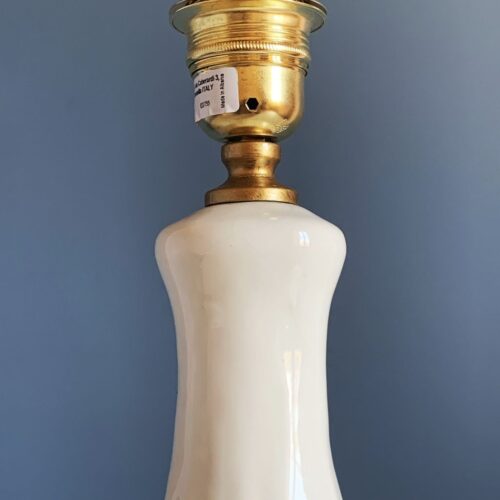 Lámpara de cerámica de Manises en color blanco, vintage años 60.