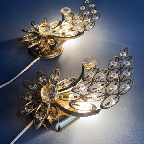 Pareja de apliques-joya, metal y cristal con diseño floral, vintage años 60s-70s.