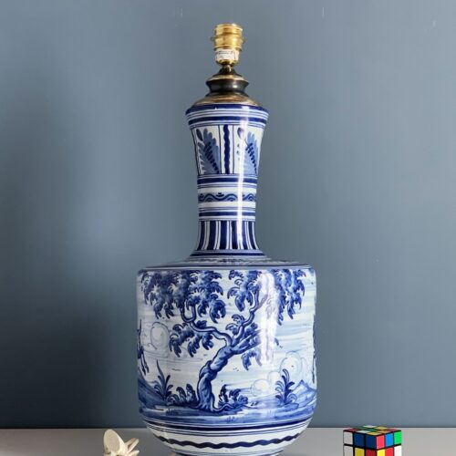 XXL lámpara de cerámica de Talavera, jarrón con paisaje, caballero y cierva. Vintage 40s.