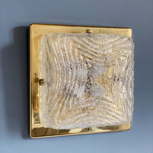 XL lámpara o aplique de pared de cristal de Murano Rugiadosso y latón dorado. Vintage 70s.